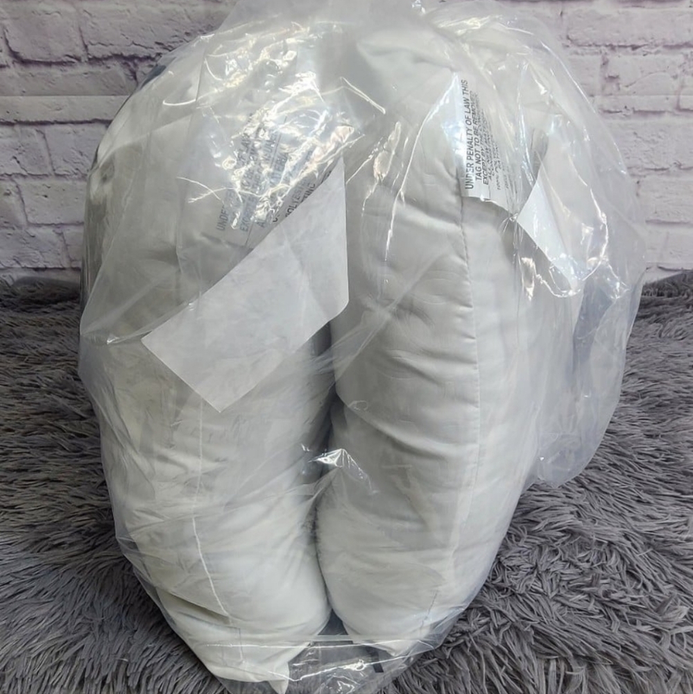Home Design Twin Pack Jumbo White Pillows - Picture 3 of 6